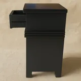 Zwart nachtkastje met lade, stijlvol houten kastje 81 cm hoog